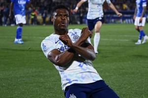 意甲冠军触手可及！国米4-3逆转科莫，连扳四球领跑积分榜