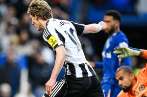 不挖德甲挖英超！曝拜仁复刻奥利塞交易将签戈登，纽卡标价1亿欧