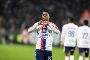 19岁皇马租将闪耀难救主，法甲第4遭法甲第6逆转，里昂连续两场失利