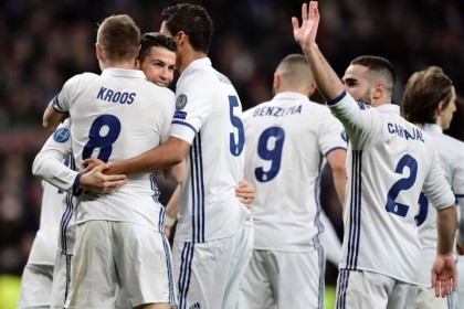 欧冠之王VS德甲霸主：皇马拜仁23亿对决，谁能占居出线先机？