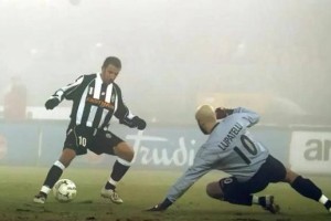 被托蒂盛赞引因扎吉忌惮，蹭意甲冠军光环的光头门将卢帕特利究竟有多强？